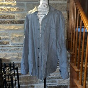 Calvin Klein Grey button down dress shirt. Men’s Large.